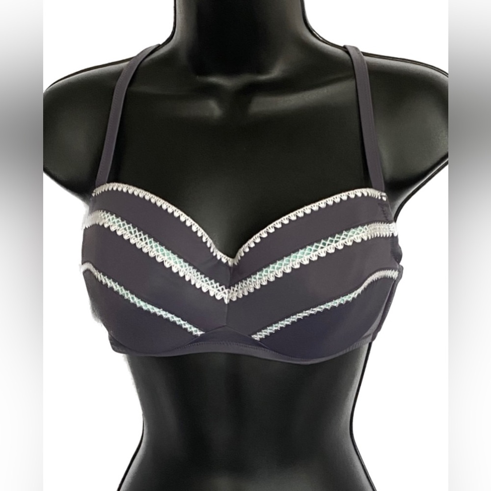 Shore GRY/WHT Bathing Suit Top, 38B Winter Sale